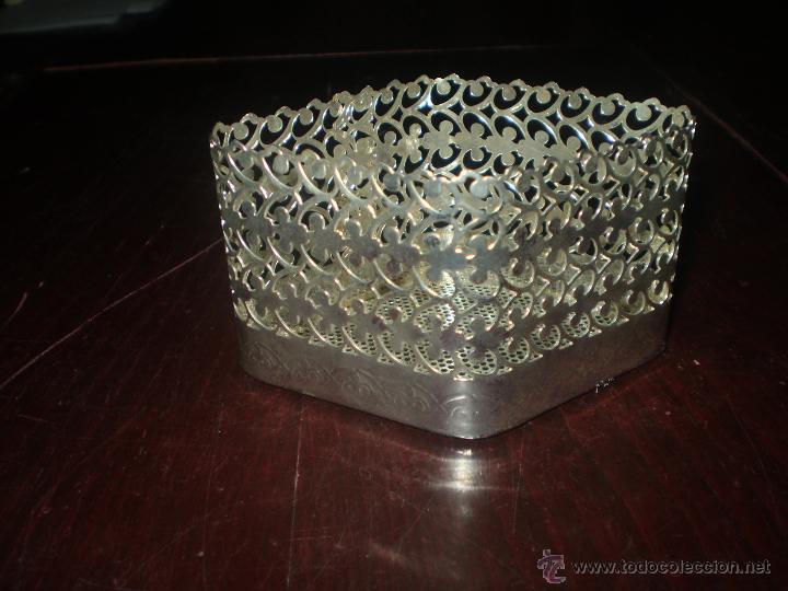 Vintage: CESTITA DE METAL NIQUELADA