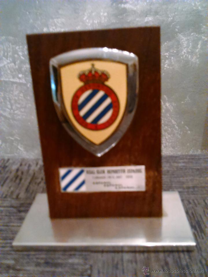 Vintage: ART&Iacute;CULO DE ADORNO DEL REAL CLUB DEPORTIVO ESPA&Ntilde;OL - medidas: 10 x 5 x 11,5 Cm. - A&ntilde;os 70 -