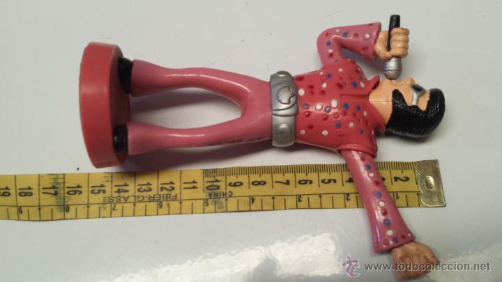 Vintage: FIGURA ELVIS PRESLEY CON BASE Y MOVIMIENTO - Foto 3