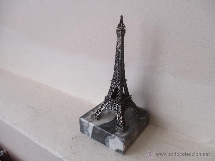 Vintage: PISAPAPELES VINTAGE DE LA TORRE EIFFEL - Foto 2