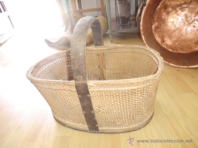 Vintage: Cesta de paja y cuero - Foto 1