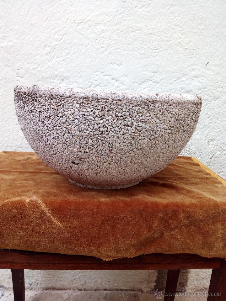 Vintage: Maceta de piedras de gran tama&ntilde;o. - Foto 1