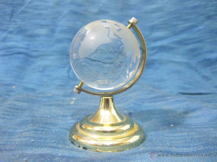 Vintage: BOLA DEL MUNDO DE CRISTAL CON LA BASE DE PLASTICO - Foto 1
