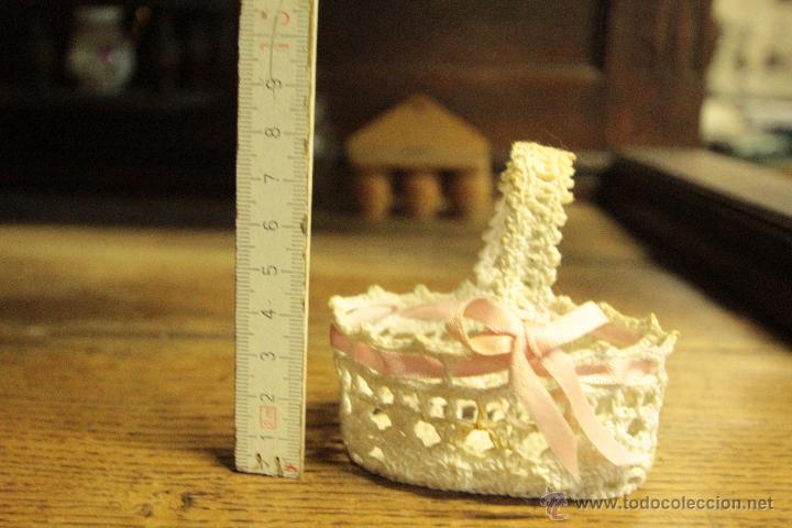 Vintage: MINIATURA CESTA ARTESANAL - Foto 2