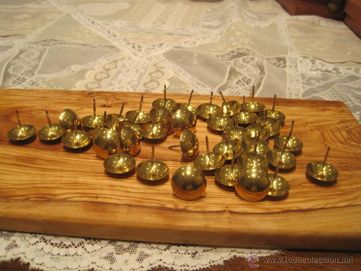 Vintage: TACHUELA DE LATON ANTIGUA - Foto 1
