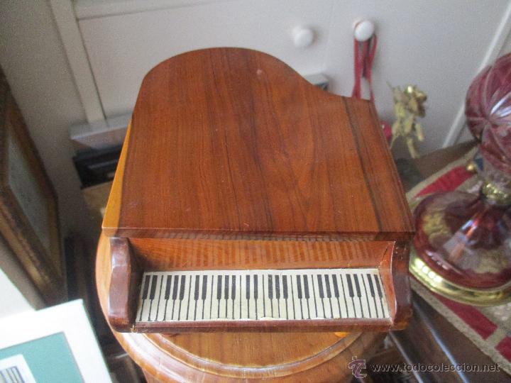 Vintage: CAJA DE MADERA JOYERO CON FORMA DE PIANO - Foto 2