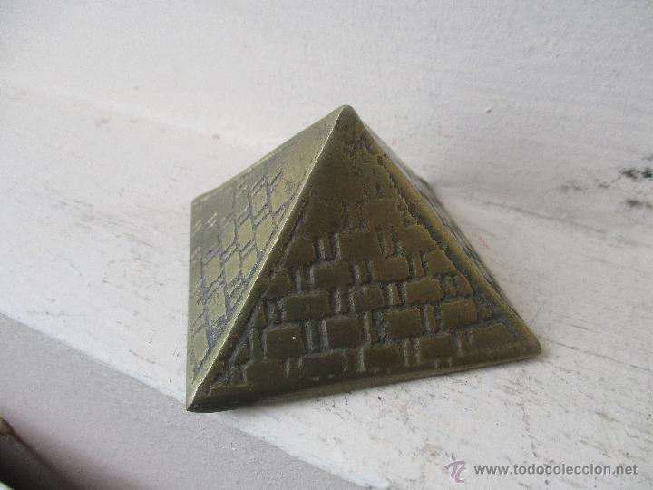 Vintage: PIR&Aacute;MIDE DE BRONCE, EGIPTO 1980 KEFREN - Foto 3