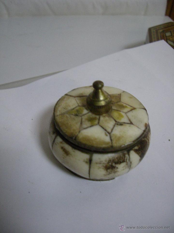 Vintage: CAJA DE NACAR ** TAMA&Ntilde;O MINI ** - Foto 2