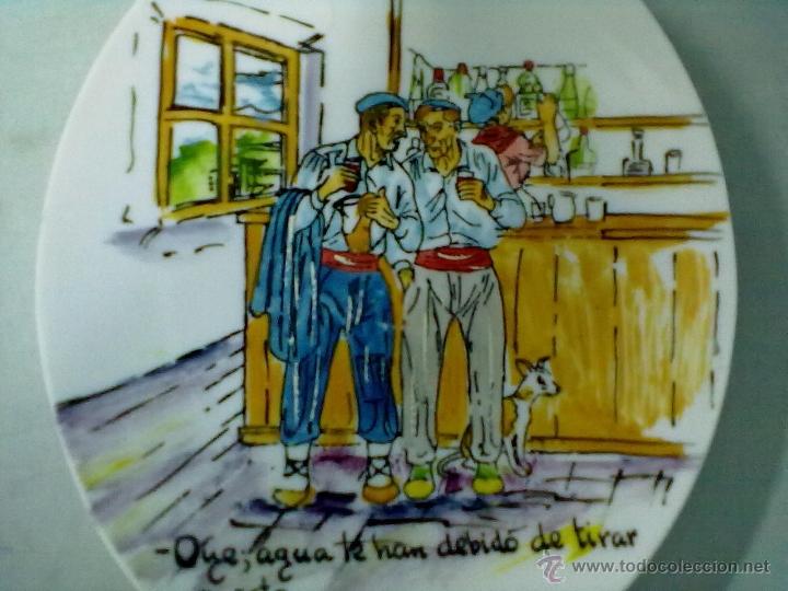 Vintage: ESCENA TABERNA VASCA PLATO PLASTICO OVALADO PINTADO - Foto 2