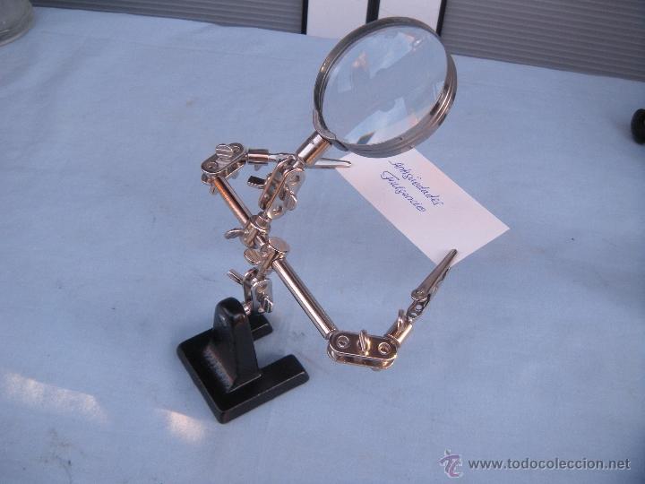 Vintage: LUPA DE PIE ARTICULADA - Foto 1