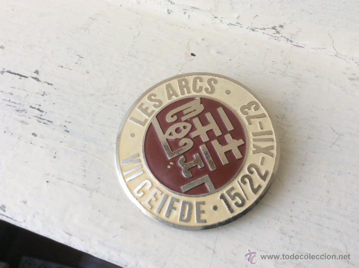 Vintage: PIN, IMPERDIBLE ESTACI&Oacute;N DE ESQU&Iacute; LES ARCS A&Ntilde;OS 70