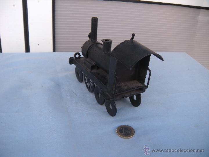 Vintage: M&Aacute;QUINA DE TREN HIERRO - Foto 3