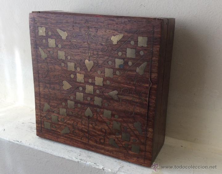 Vintage: CAJA DE MADERA CON INCRUSTACIONES DE BRONCE - Foto 5