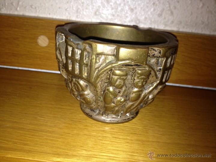 Vintage: CENICERO ALM&Iacute;REZ BRONCE - Foto 1