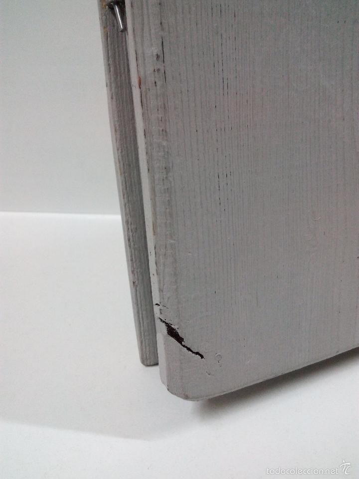 Vintage: CAJA CON FORMA DE LIBRO PARA COLGAR LAS LLAVES - Foto 6