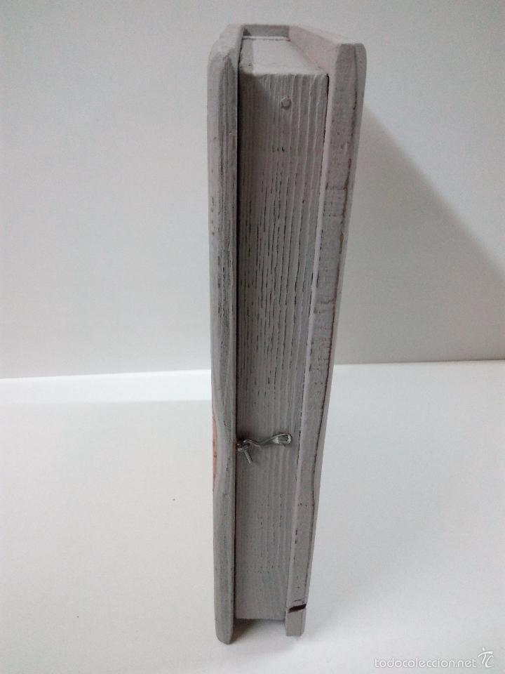 Vintage: CAJA CON FORMA DE LIBRO PARA COLGAR LAS LLAVES - Foto 9