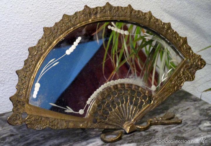 Vintage: ESPEJO DE BRONCE CON FORMA DE ABANICO - Foto 3