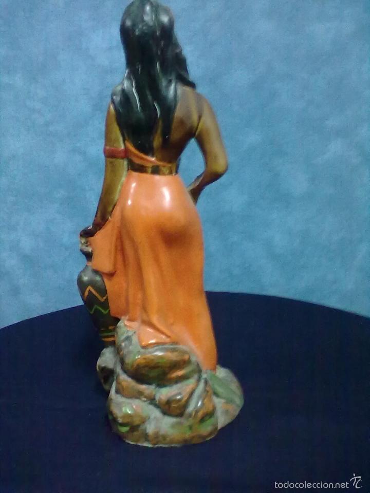 Vintage: MUJER ESCAYOLA CON SENO AL AIRE - Foto 5