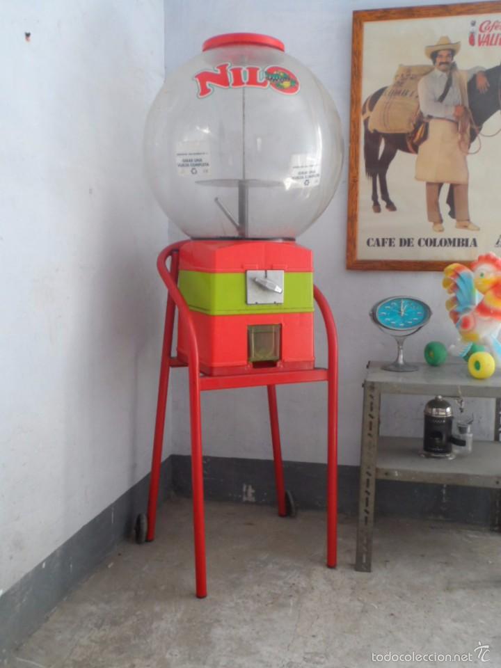 Vintage: VINTAGE DISTRIBUIDOR ENORME DISPENSADOR BOLA MARCA LAIV TOP DECO