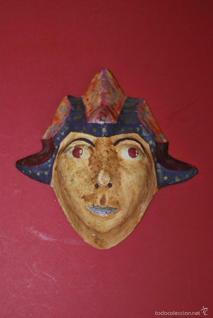 Vintage: PEQUE&Ntilde;A M&Aacute;SCARA DE CART&Oacute;N PIEDRA - BUF&Oacute;N - ARLEQU&Iacute;N