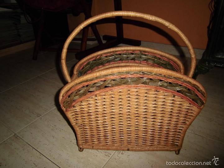 Vintage: ORIGINAL REVISTERO DE MIMBRE - Foto 5