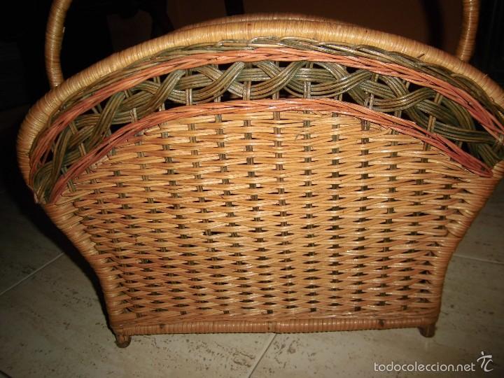 Vintage: ORIGINAL REVISTERO DE MIMBRE - Foto 9
