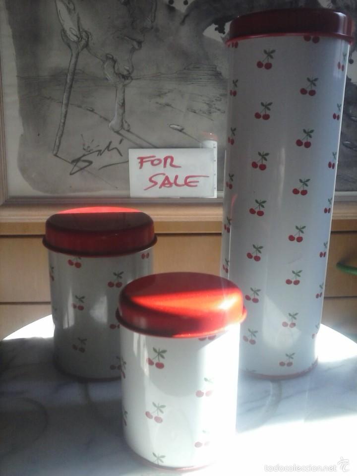 Vintage: LOTE DE 3 LATAS TUBULARES .