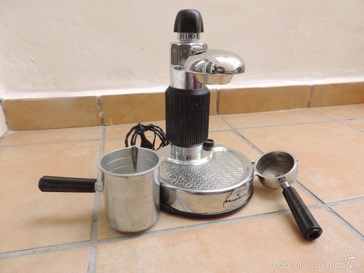 Bazar Salamone Producto: Magefesa Cafetera Express 9 P 300009 8429113134112