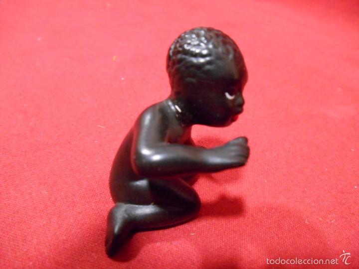 Vintage: ANTIGUA FIGURITA DE NEGRITO - Foto 2