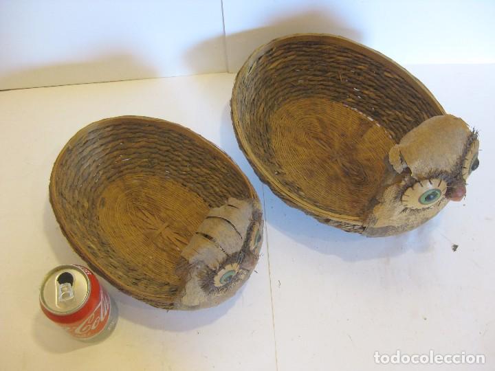 Vintage: 2 CESTOS DE MIMBRE CON IMAGEN DE BUHO - Foto 2