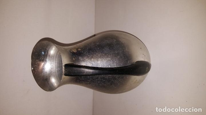 Vintage: JARRA ANTIGUA DE ALUMINIO - Foto 3