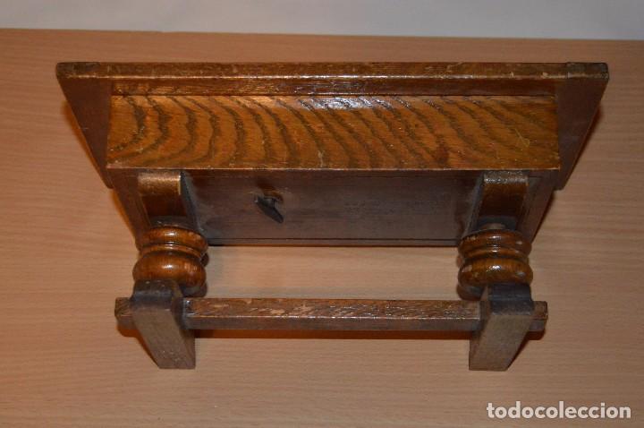 Vintage: Caja de madera en forma de mesa Peterson Dublin London - caja de musica Thorens - Vintage 1930 - Foto 2 - 65799594
