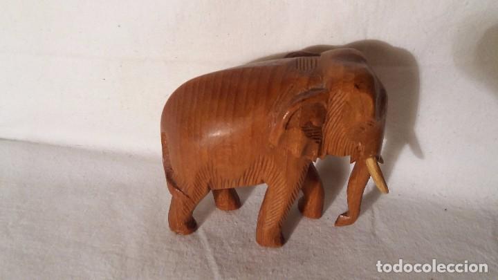 Vintage: DECORATIVA FIGURA ELEFANTE TALLA DE MADERA, 10X9 CMTS