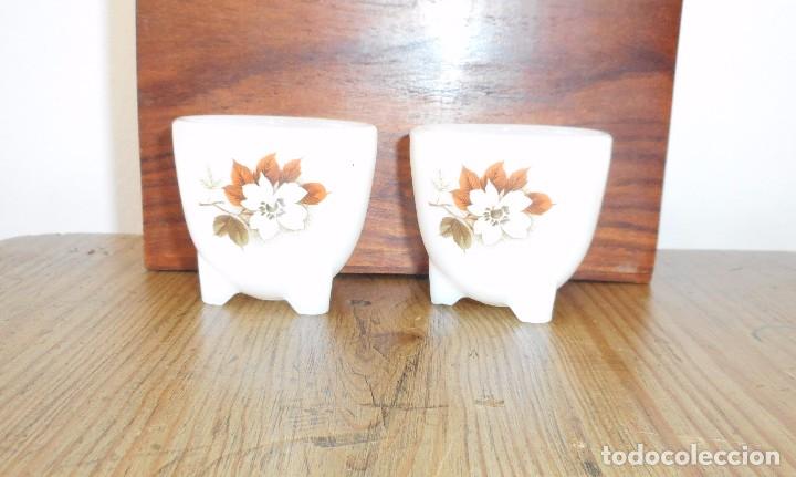 Vintage: Hueveras de cristal lechoso - Foto 1