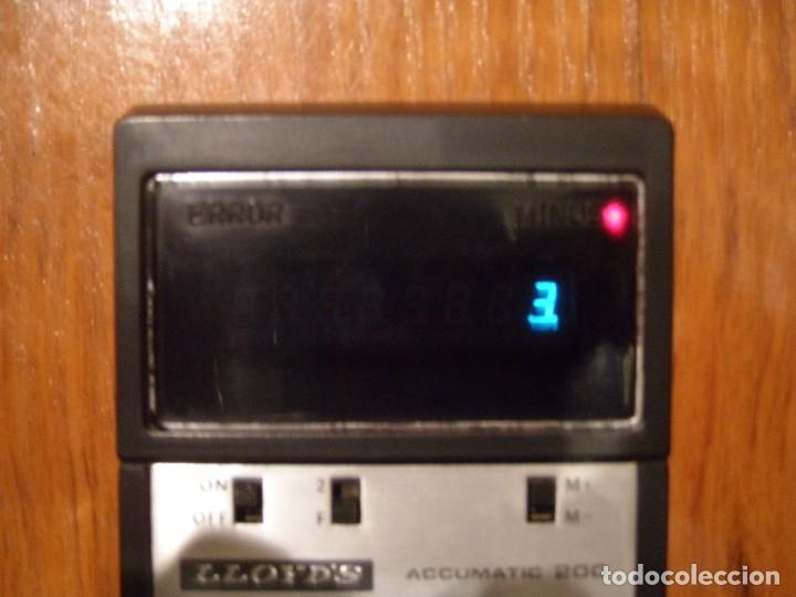Vintage: CALCULADORA LLOYD&acute;S ACCUMATIC 200 FUNCIONANDO BIEN - Foto 2