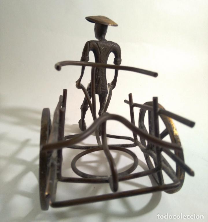 Vintage: CALIENTA COPAS DE BRONCE CON FIGURA - Foto 3
