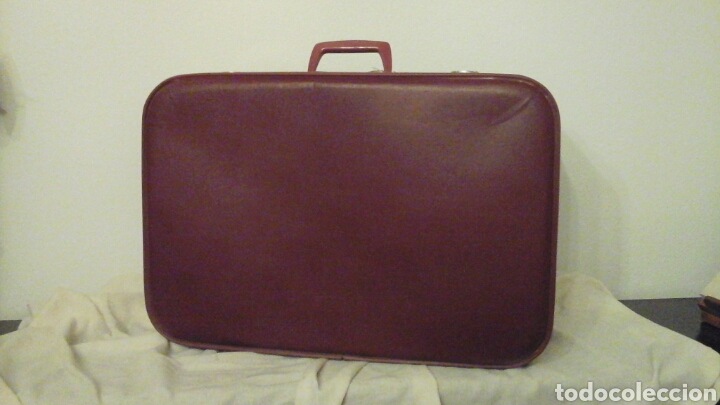Vintage: Antigua maleta de viaje, rigida, vintage