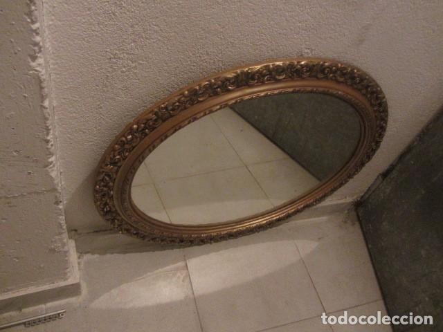 Vintage: Bonito espejo de pasta dorado - Foto 1