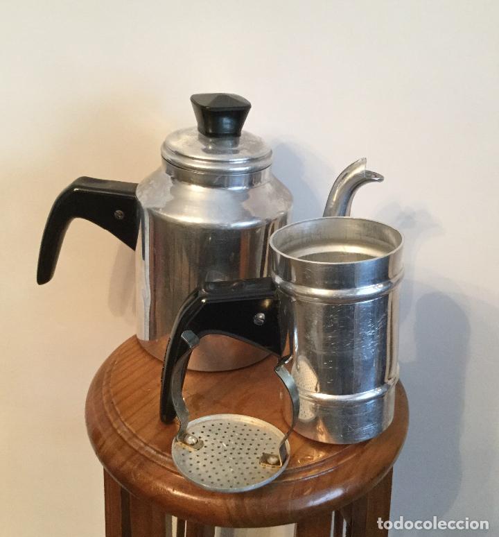 Vintage: CURIOSA CAFETERA DE ALUMINIO A&Ntilde;OS 60 - Foto 8