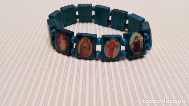 Vintage: PULSERA DE MADERA CON IMAGENES RELIGIOSAS - Foto 1