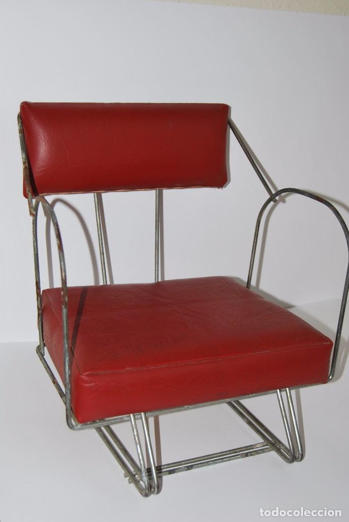 Vintage: SILLA INFANTIL DE BARBER&Iacute;A O BICICLETA - ESTRUCTURA DE METAL - A&Ntilde;OS 50