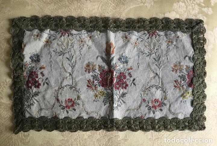 Vintage: ANTIGUO TAPETE DE TAPICER&Iacute;A
