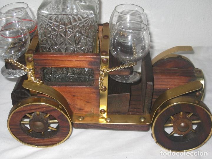 Vintage: Licorera. coche madera. A&ntilde;os 80 - Foto 4