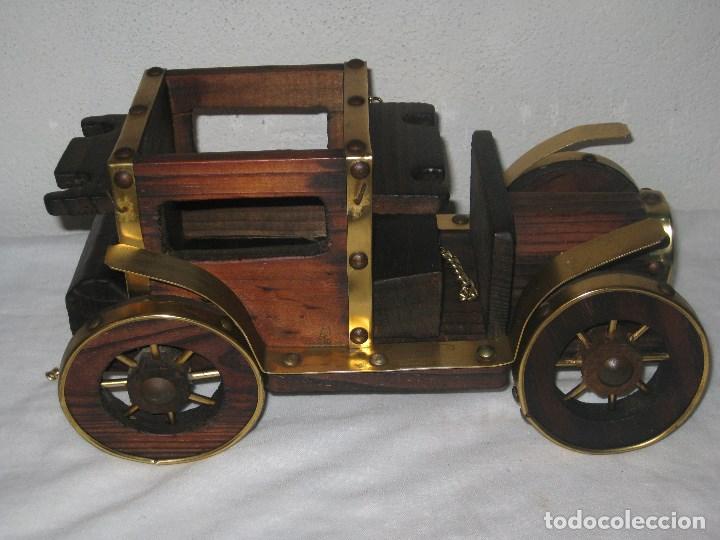 Vintage: Licorera. coche madera. A&ntilde;os 80 - Foto 6