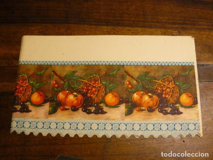 Vintage: 5 ANTIGUAS FALDILLAS DE PAPEL PARA ESTANTES Y ALACENAS.