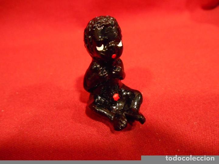 Vintage: CURIOSA FIGURA DE NEGRITO SENTADO
