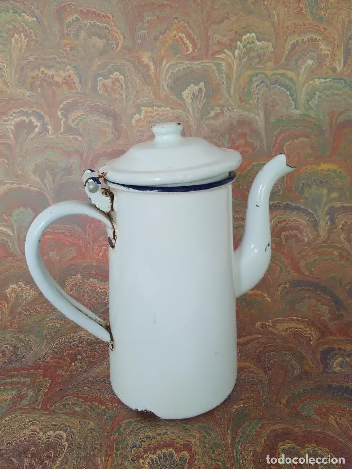 Vintage: CAFETERA-TETERA DE HIERRO ESMALTADO EN BLANCO - Foto 1