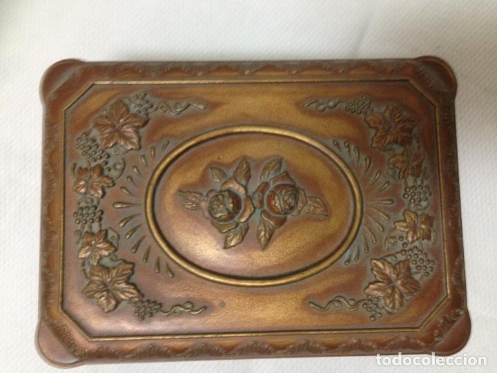 Vintage: ANTIGUO JOYERO EN PL&Aacute;STICO REPUJADO - Foto 5