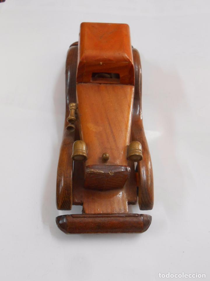 Vintage: COCHE DE MADERA VINTAGE - Foto 2