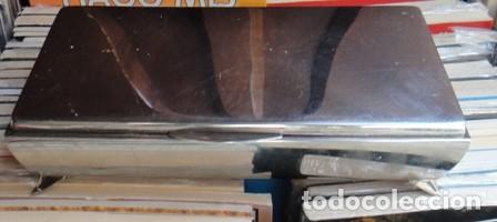 Vintage: Antiguo Joyero de acero inoxidable, con patas.